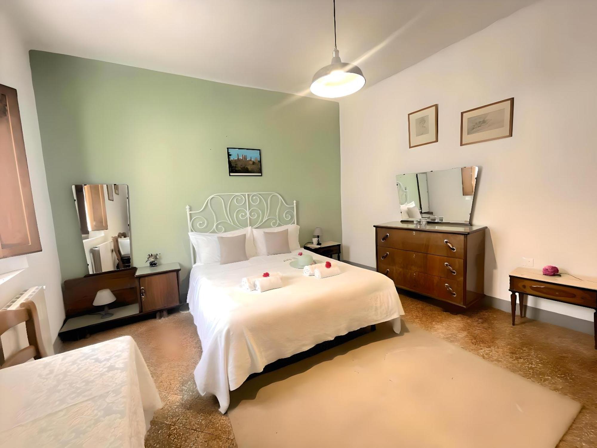 La Casa Di Ines Hotel ซานจีมิญญาโน ภายนอก รูปภาพ